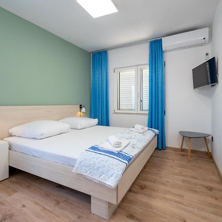Apartments Zdravko Trogir Ngoại thất bức ảnh