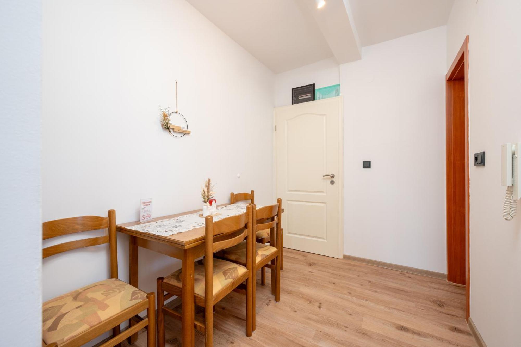 Apartments Zdravko Trogir Ngoại thất bức ảnh