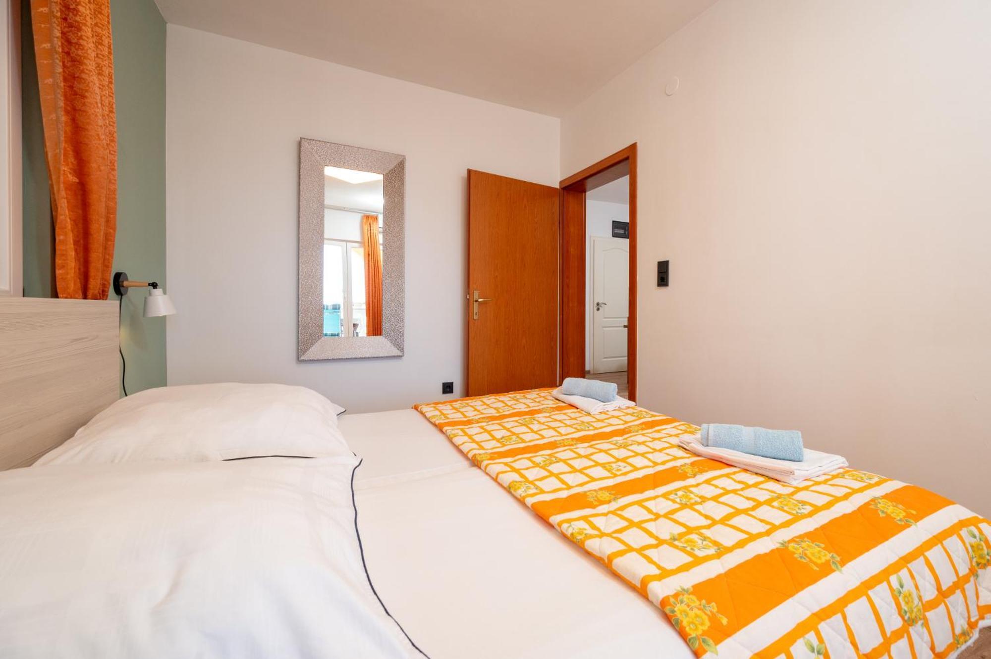 Apartments Zdravko Trogir Ngoại thất bức ảnh