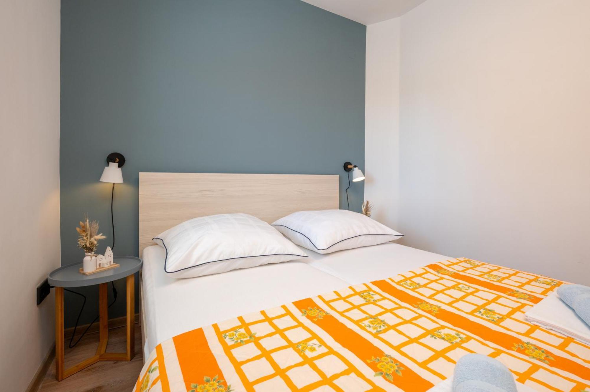 Apartments Zdravko Trogir Ngoại thất bức ảnh