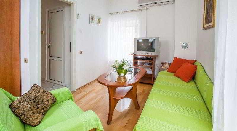 Apartments Zdravko Trogir Ngoại thất bức ảnh