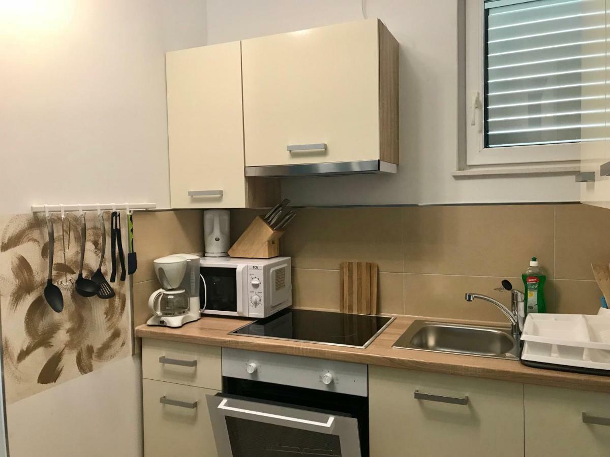Apartments Zdravko Trogir Ngoại thất bức ảnh